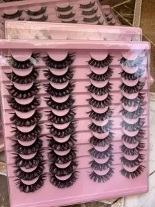 20 Pairs 3D Natural Faux Mink Lashes Thick False Eyelashes Handmade Lashes Full Strip Eyelashes False Eyelashes for Daily Makeup