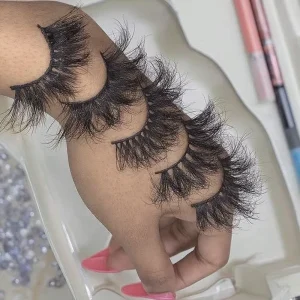 25mm 3D Fluffy Mink Eyelashes Free Sample Natural Thick False Eyelashes With Box Model 20mm Length