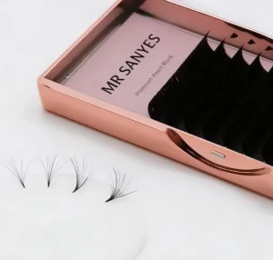 Customize Eyelash Extension High Quality Easy Layering Individual for Party Makeup Long Lasting Beautiful Lashes