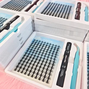 Factory Anime Eyelashes Cluster Sets Pre-Cut Segment 140pcs Lash Clusters Invisible Band DIY Lash Extension Kit