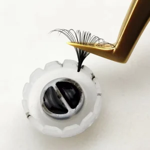 Matte Black Vegan Cruelty Free Auto Blooming Fan Eyelash Extensions Easy to Apply Natural Long Volume Fans De Cil Bouquet Lashes