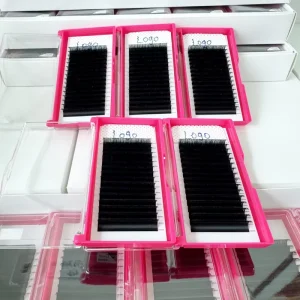 Verified Supplier 16 Rows Uniform Arrangement Mega Volume Lashes Super Fine Base Silk Lashes for Salons